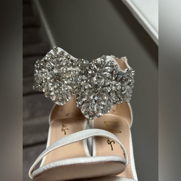 NEW Lulus Dannah White Suede Rhinestone and Pearl High Heel Sandals Women’s 5.5 - Picture 10 of 15